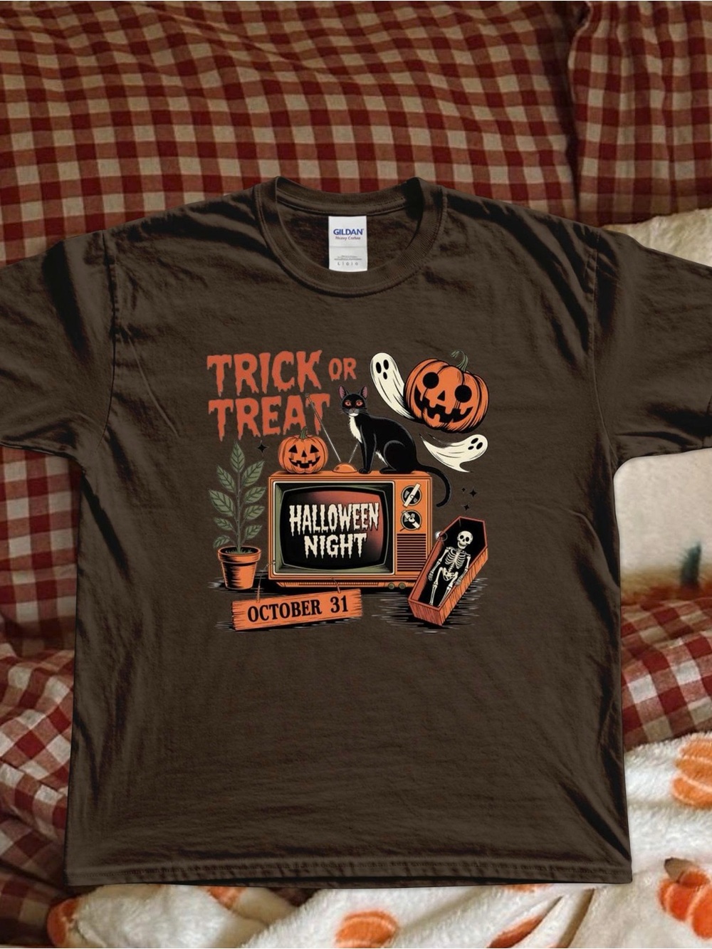 Black Cat Trick or Treat Halloween Graphic Tee